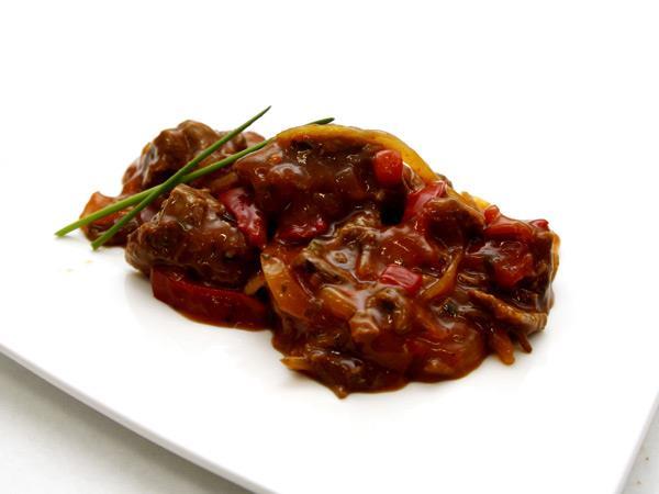 Hongaarse goulash bakje